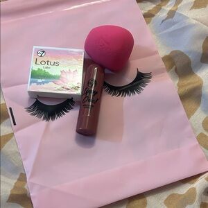 Lotus Lake Lipstick & Beauty Sponge Set - Pink